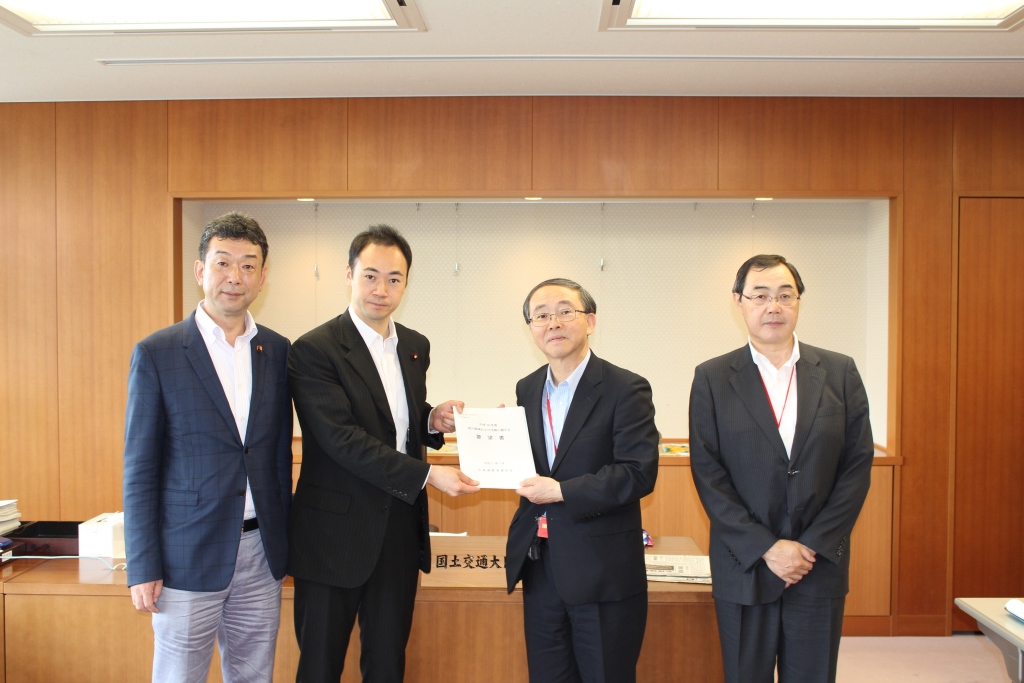 7月17日午前中、北海道経済連合会の平成28年度予算要望で国土交通省に同行。 中村裕之オフィシャルWEBサイト