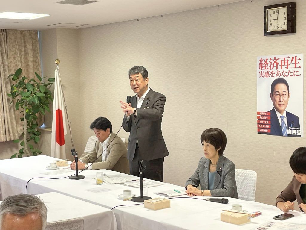 北海道建設業協会の財務省・国土交通省・厚生労働省への要望活動に同行。