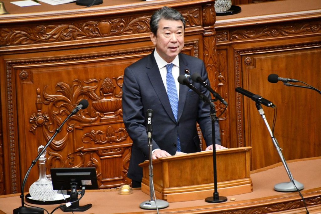 本会議にて。