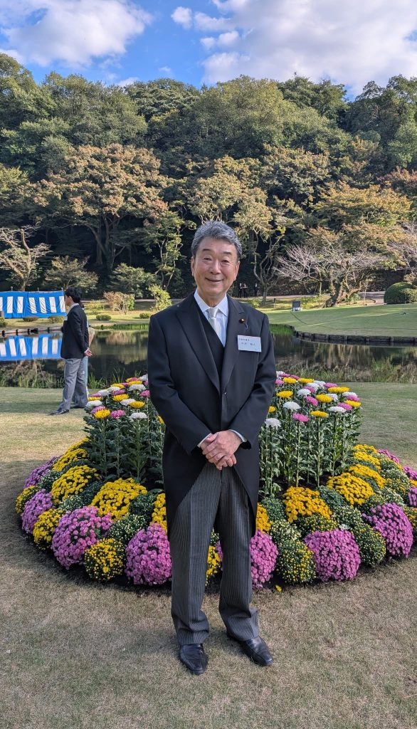 園遊会にお招きされました。